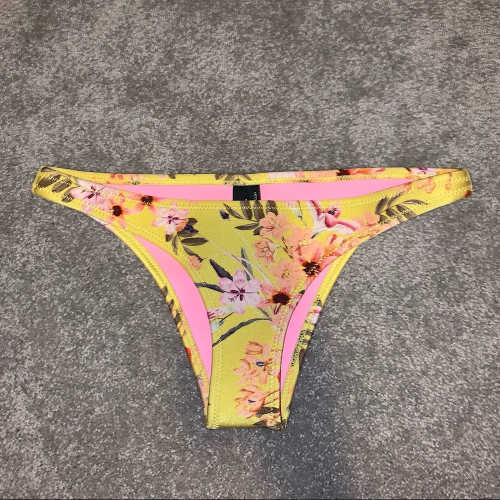 Floral Triangl Bikini Bottoms